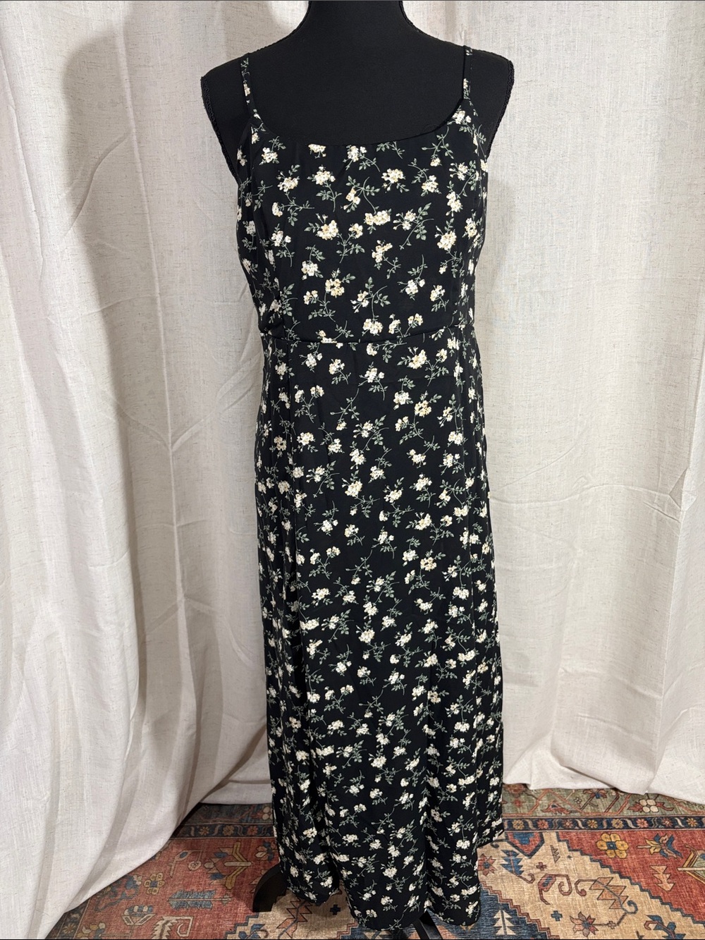 SHEIN Black Floral Spaghetti Strap Maxi Dress